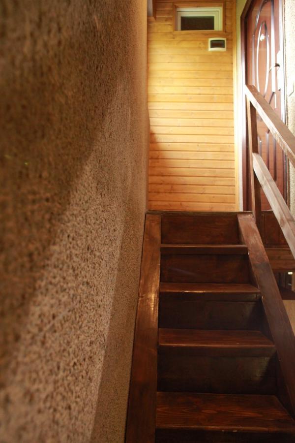 Cottage Woodside Μέστια Εξωτερικό φωτογραφία