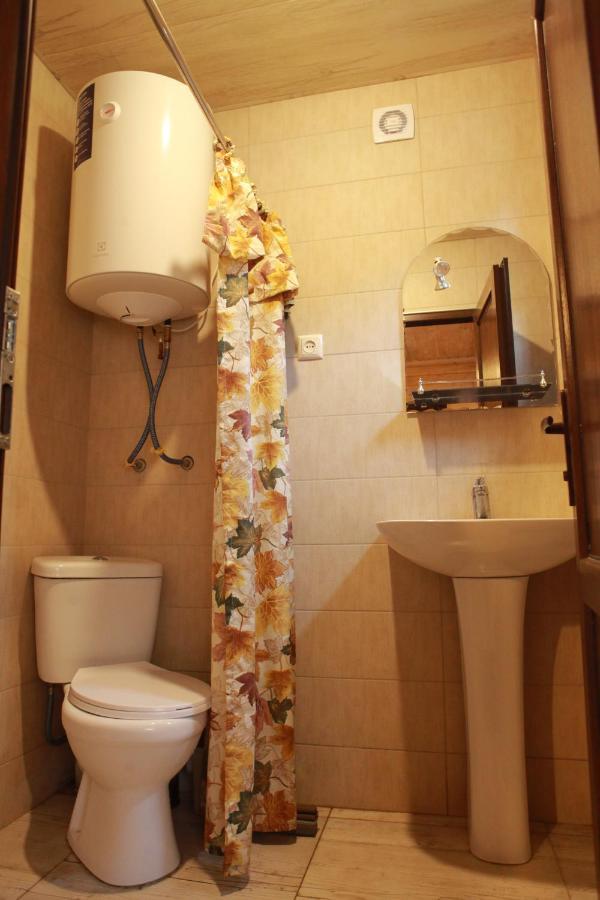 Cottage Woodside Μέστια Εξωτερικό φωτογραφία