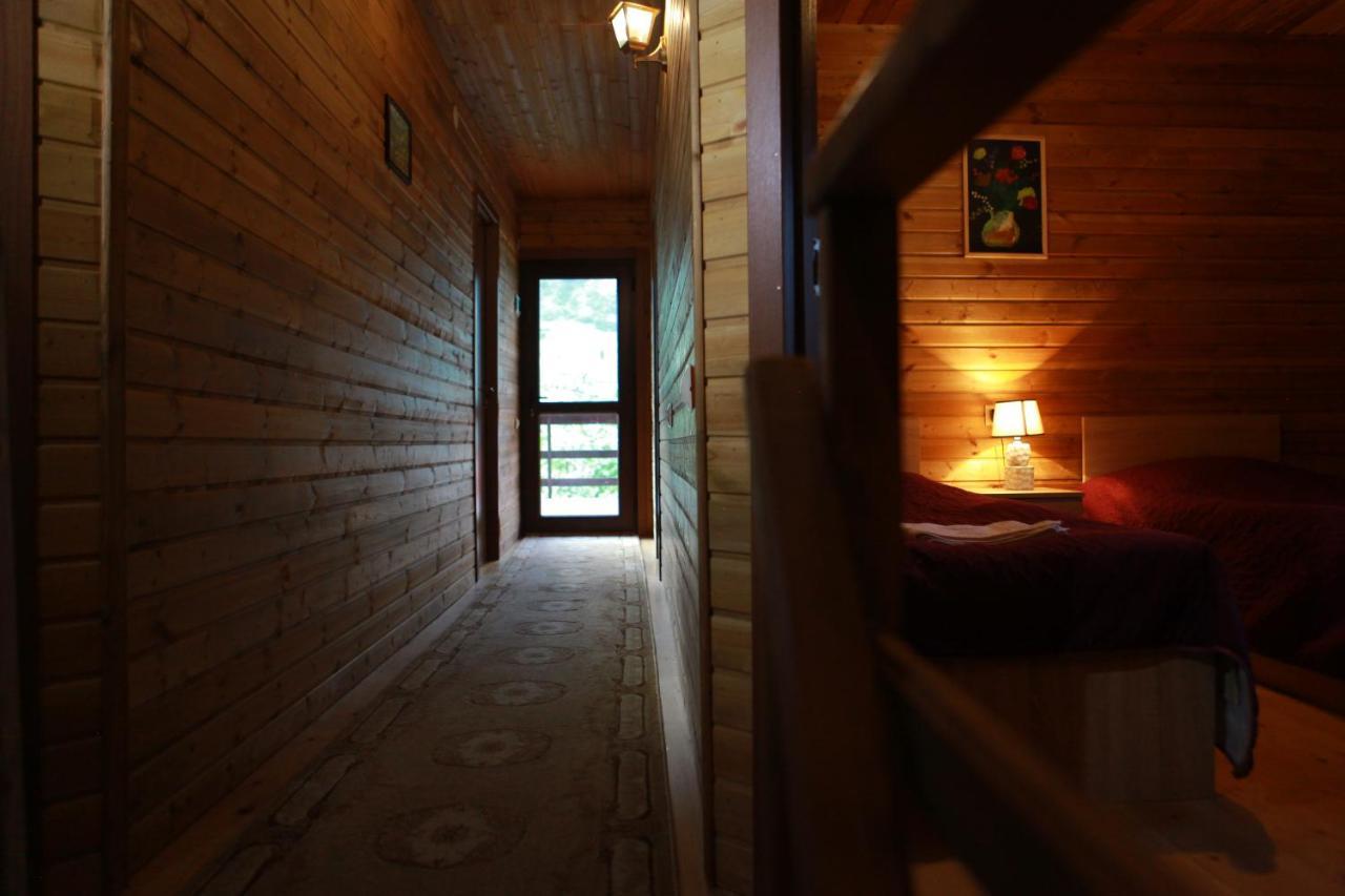 Cottage Woodside Μέστια Εξωτερικό φωτογραφία